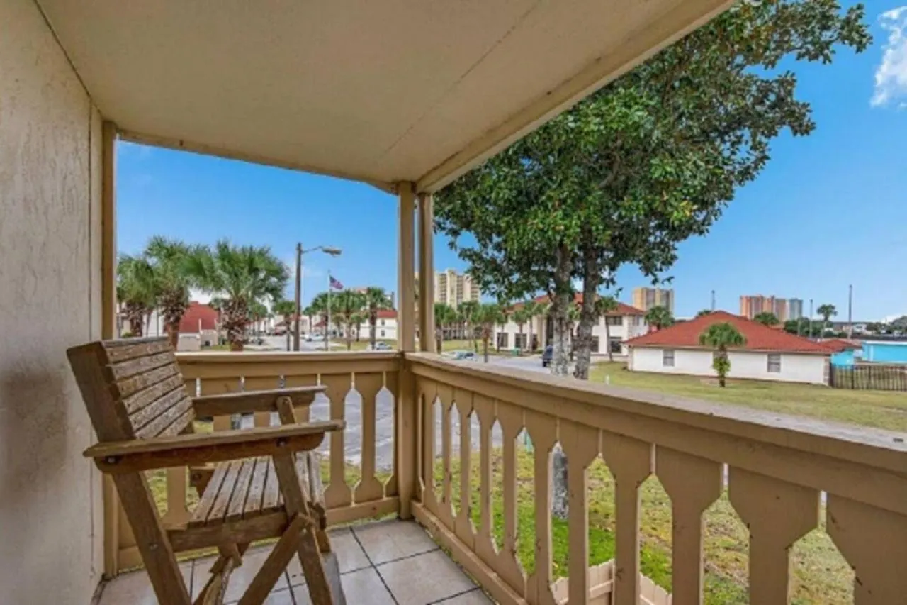 Stunning Beach Condo Panama City Beach 0*,